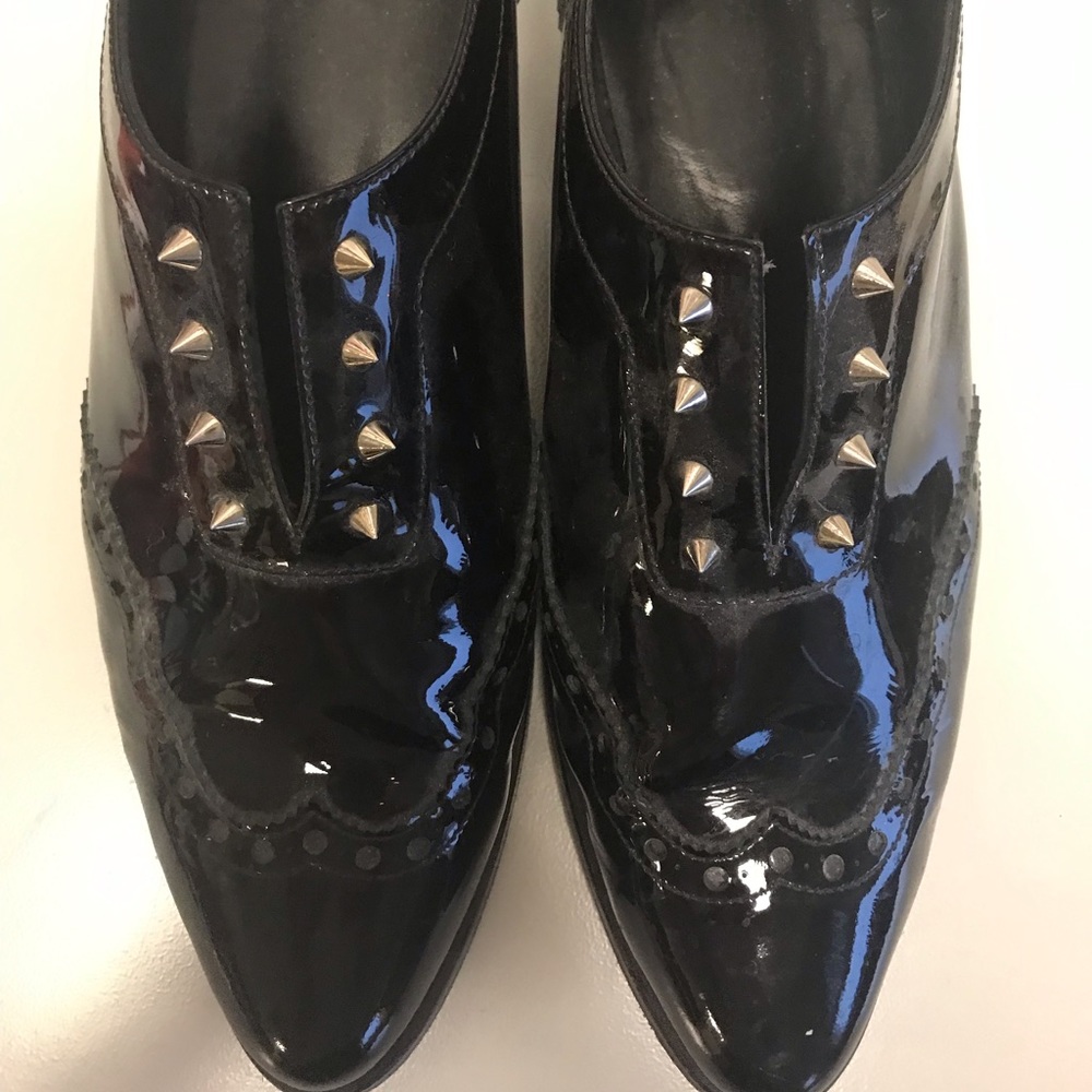 Anine Bing patent leather stud shoes. So cool!